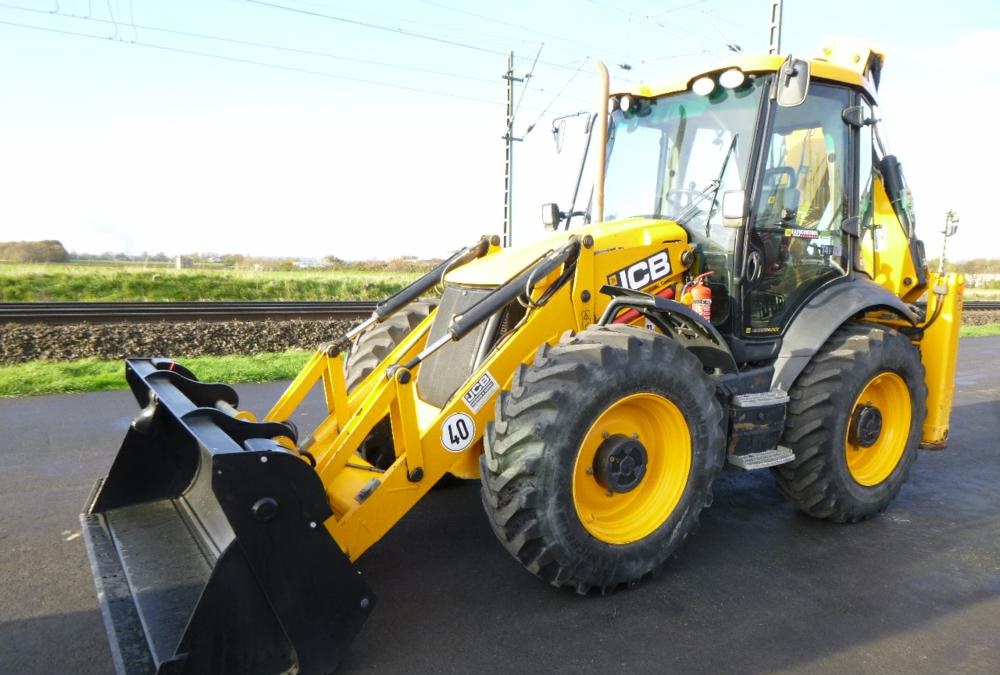 2019 JCB 4CX ECO