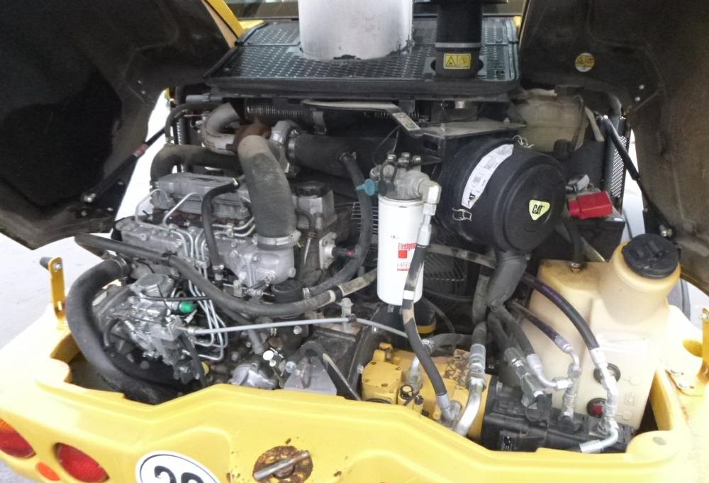 2010 CAT 907H - Image 4