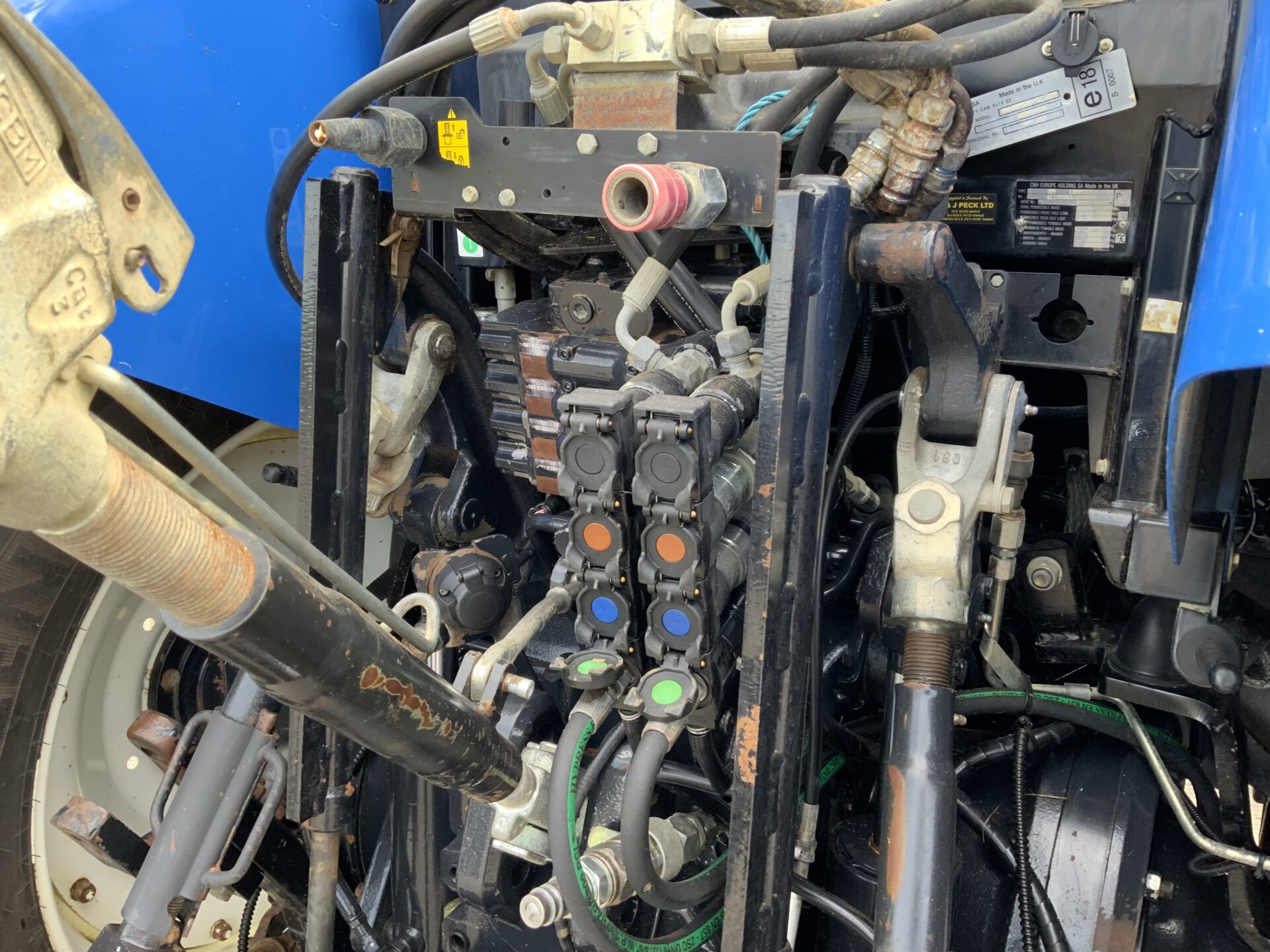 2011 New Holland T7.200 - Image 6