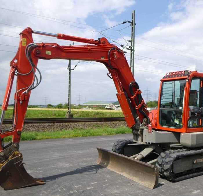 2013 Takeuchi TB180FR