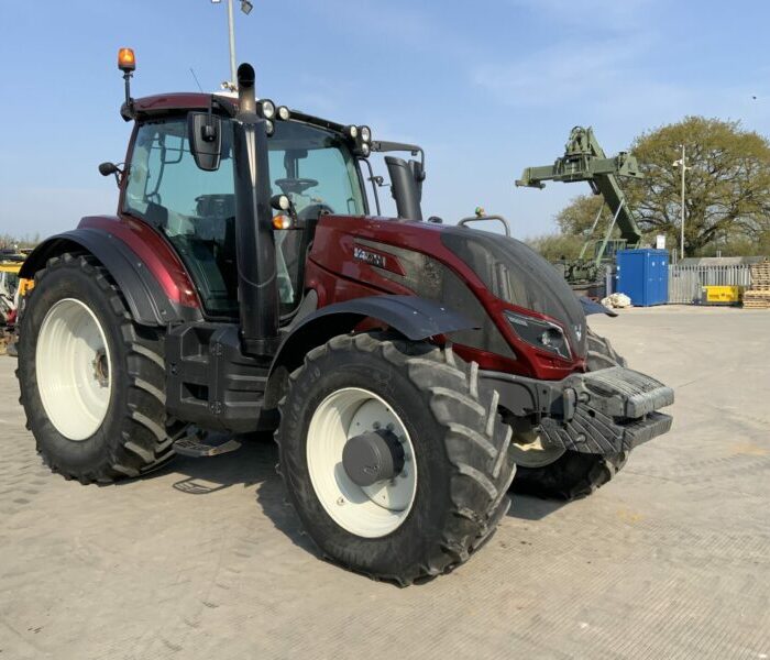 2018 Valtra T214 Versu