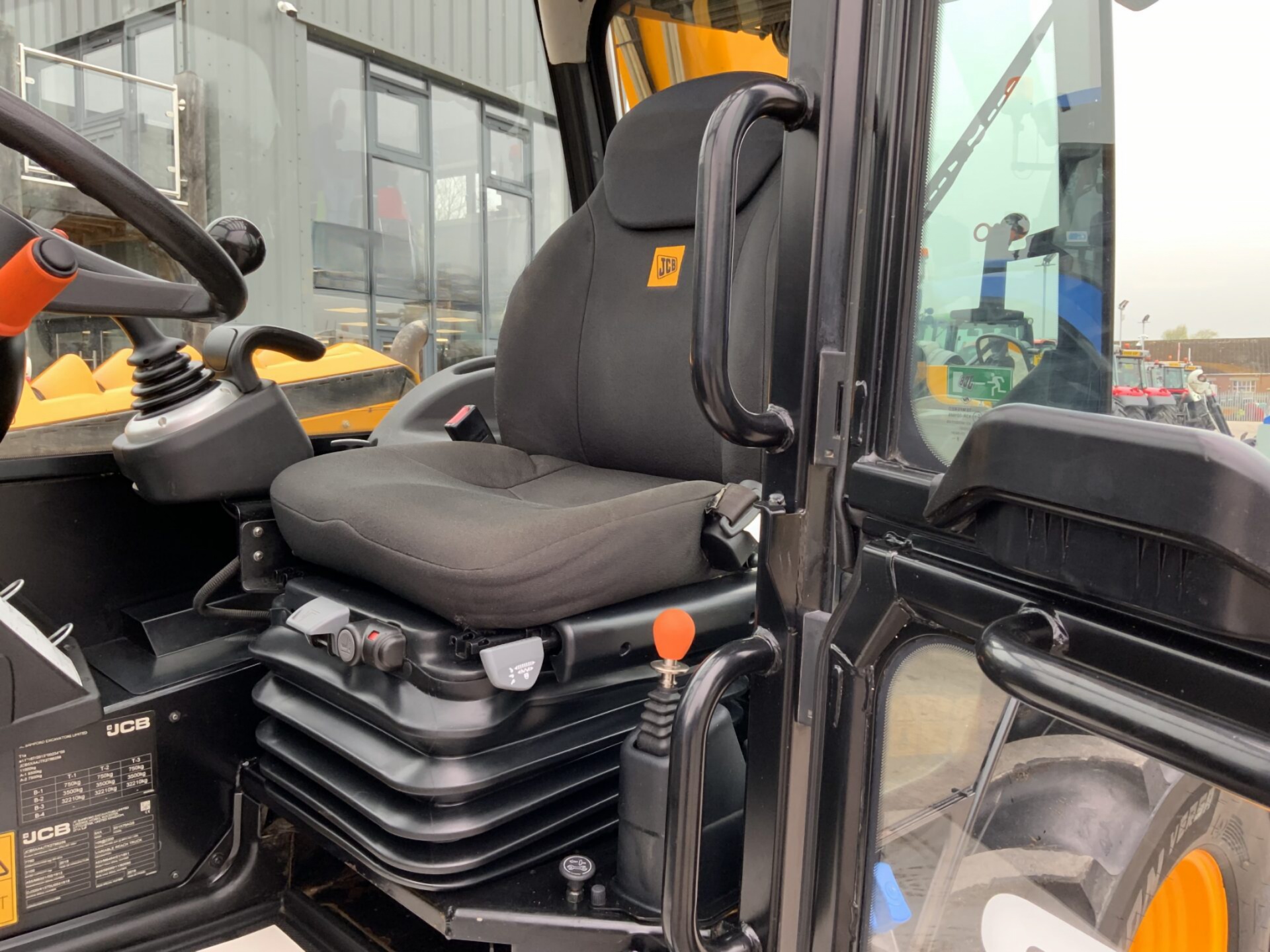 2019 JCB 531-70 Agri Super - Image 5