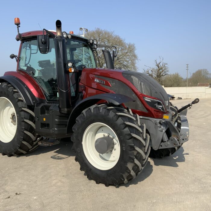 2019 Valtra T214 Direct