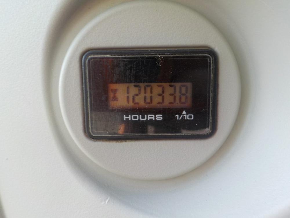 2011 New Holland E135BSR-2 - Image 7