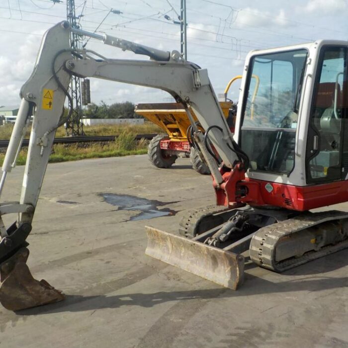 2014 Takeuchi TB228