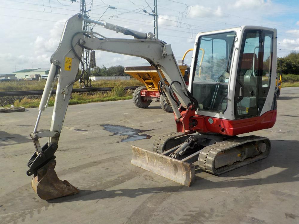 2014 Takeuchi TB228