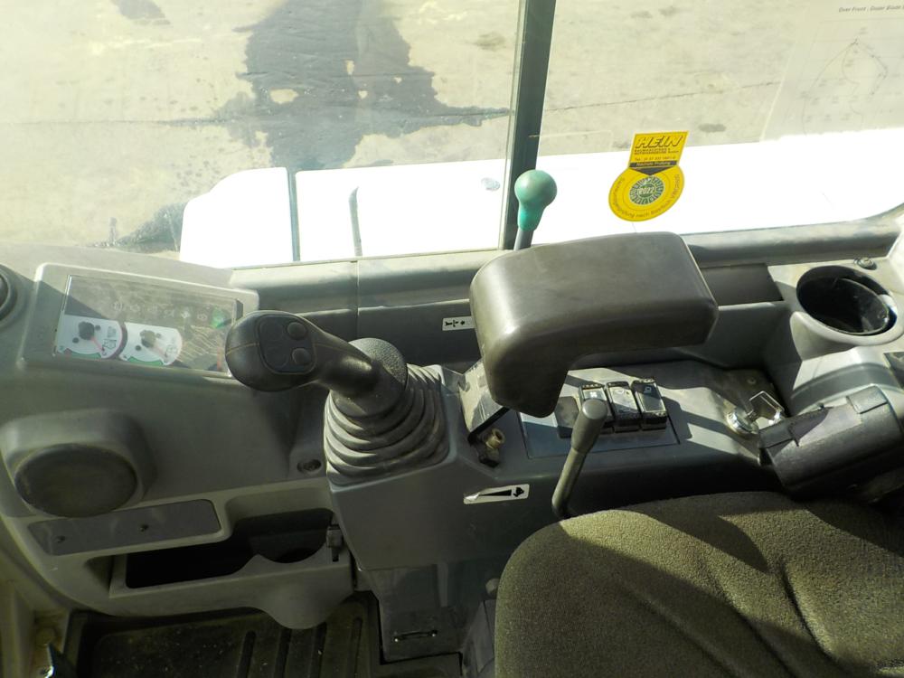 2014 Takeuchi TB228 - Image 5