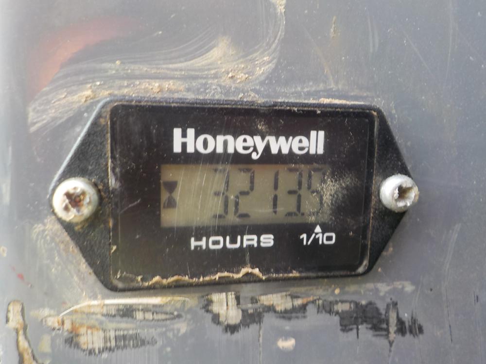 2014 Takeuchi TB228 - Image 6